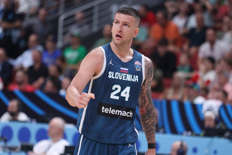 斯洛文尼亚中锋欧米奇：没人能击败一支90分的比赛罚40个球的球队