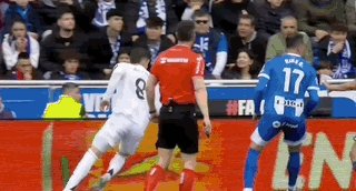 【西甲】卡马温加破门姆巴佩红牌,皇马1比0阿拉维斯